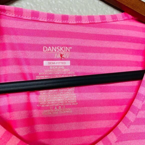Danskin Active Workout Hot Pink Semi-Fitted Top S - Picture 2 of 2